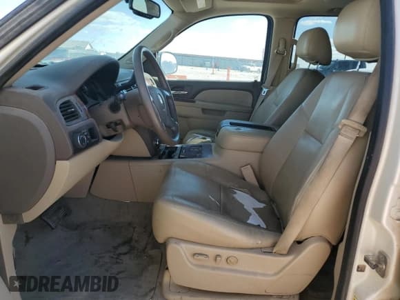 ✅ 2013 Chevrolet Tahoe LTZ • VIN: 1GNSCCE01DR332192 • Lot: 86290515. Listed on Copart with 174,232 mi. Free auction sales archive from the USA and detailed vehicle history report at DreamBid. Image 7.