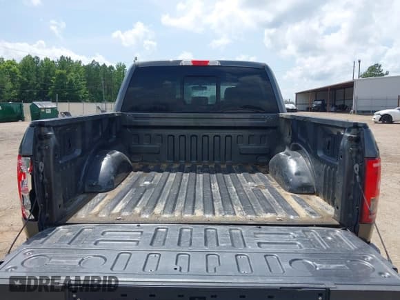 ✅ 2016 Ford F-150 XLT • VIN: 1FTEW1EF3GFB93744 • Лот: 42529885. Опубликован ранее на IAAI с пробегом 208 508 миль. Бесплатный доступ к архиву аукционных продаж из США и подробный отчёт об истории автомобиля на DreamBid. Изображение 17.