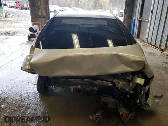 ✅ 1997 Honda Civic DX • VIN: 1HGEJ622XVL118763 • Лот: 51906455. Опубликован ранее на Copart с пробегом 197 595 миль. Бесплатный доступ к архиву аукционных продаж из США и подробный отчёт об истории автомобиля на DreamBid. Изображение 6.