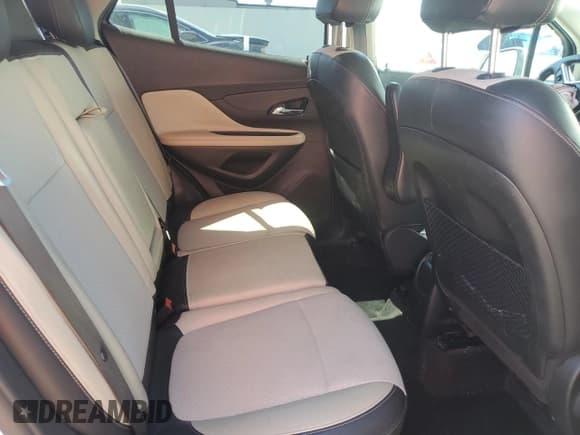 ✅ 2018 Buick Encore Preferred • VIN: KL4CJASB3JB528131 • Lot: 70280055. Wystawiony na Copart z przebiegiem 118 309 mil. Bezpłatny archiwum sprzedaży aukcyjnych z USA i szczegółowy raport historii pojazdu na DreamBid. Zdjęcie 11.