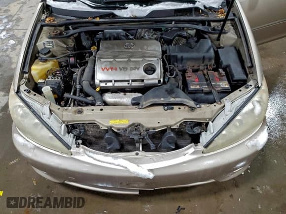 ✅ 2005 Toyota Camry LE • VIN: JTDBF30K950164025 • Lot: 95076375. Listed on Copart with 230,194 mi. Free auction sales archive from the USA and detailed vehicle history report at DreamBid. Image 11.