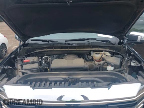 ✅ 2022 GMC Sierra 1500 SLT • VIN: 3GTUUDED1NG604300 • Lot: 42376372. Listed on IAAI with 49,793 mi. Free auction sales archive from the USA and detailed vehicle history report at DreamBid. Image 10.