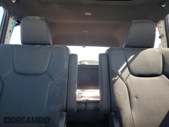 ✅ 2025 Lexus TX 500h F Sport Premium • VIN: 5TDABAB64SS007796 • Lot: 70928145. Wystawiony na Copart z przebiegiem 7 259 mil. Bezpłatny archiwum sprzedaży aukcyjnych z USA i szczegółowy raport historii pojazdu na DreamBid. Zdjęcie 10.