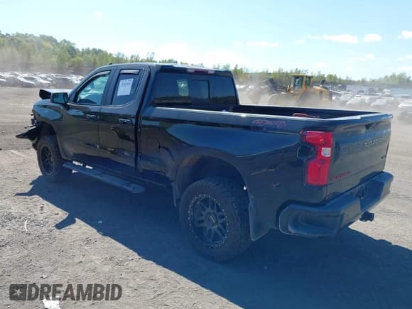 ✅ 2019 Chevrolet Silverado 1500 RST • VIN: 1GCRYEED0KZ365365 • Lot: 43261924. Wystawiony na IAAI z przebiegiem 70 192 mil. Bezpłatny archiwum sprzedaży aukcyjnych z USA i szczegółowy raport historii pojazdu na DreamBid. Zdjęcie 3.