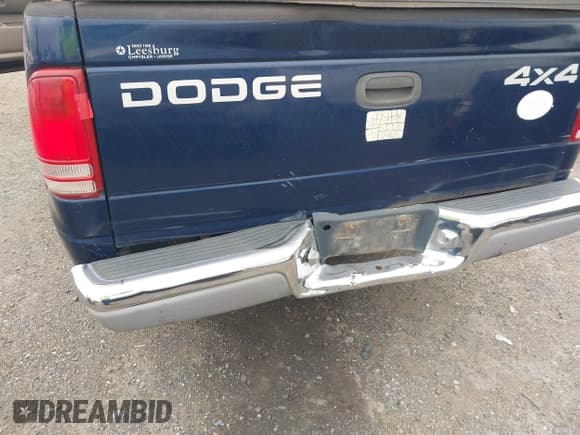 ✅ 2001 Dodge Dakota Sport • VIN: 1B7GG2AN41S220246 • Lot: 42361348. Wystawiony na IAAI z przebiegiem 219 286 mil. Bezpłatny archiwum sprzedaży aukcyjnych z USA i szczegółowy raport historii pojazdu na DreamBid. Zdjęcie 6.