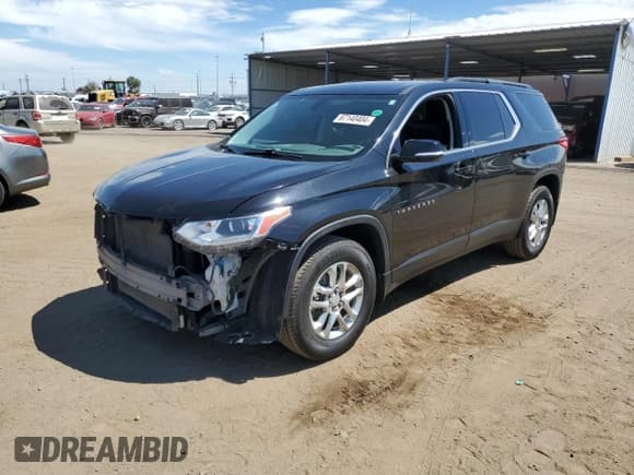 ✅ 2020 Chevrolet Traverse LT Cloth • VIN: 1GNERGKW9LJ299936 • Lot: 67140404. Wystawiony na Copart z przebiegiem 77 034 mil. Bezpłatny archiwum sprzedaży aukcyjnych z USA i szczegółowy raport historii pojazdu na DreamBid. Zdjęcie 1.