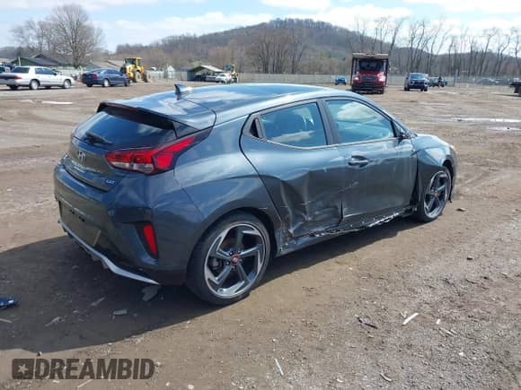 2020 Hyundai Veloster Turbo Ultimate с VIN KMHTH6AB1LU030948, выставлен на аукционе IAAI как лот 41874590 с пробегом 21 531 миль миль и . История ставок и продаж доступна на DreamBid. Изображение 4.