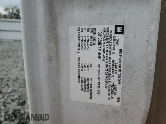 ✅ 2004 GMC Savana • VIN: 1GJHG39U741166966 • Лот: 67061145. Опубликован ранее на Copart с пробегом Не указан. Бесплатный доступ к архиву аукционных продаж из США и подробный отчёт об истории автомобиля на DreamBid. Изображение 13.