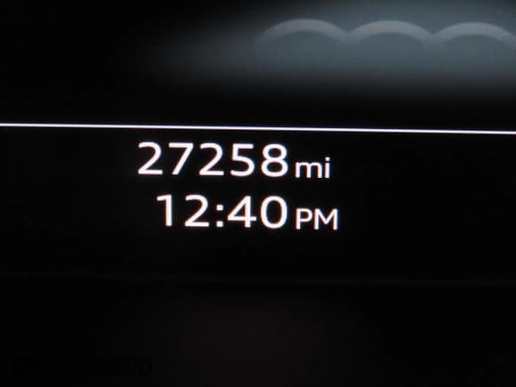 ✅ 2023 Audi SQ5 Sportback Premium Plus • VIN: WA124AFY1P2038636 • Лот: 53910115. Опубликован ранее на Copart с пробегом 27 258 миль. Бесплатный доступ к архиву аукционных продаж из США и подробный отчёт об истории автомобиля на DreamBid. Изображение 8.