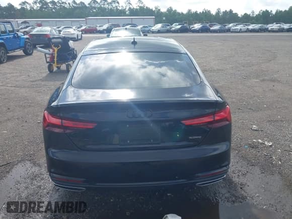 ✅ 2024 Audi A5 Sportback S line Premium • VIN: WAUDACF52RA091246 • Лот: 42438166. Опубликован ранее на IAAI с пробегом 9 964 миль. Бесплатный доступ к архиву аукционных продаж из США и подробный отчёт об истории автомобиля на DreamBid. Изображение 16.