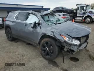 ✅ 2020 Chevrolet Traverse LT • VIN: 1GNEVHKW7LJ242457 • Lot: 70289484. Wystawiony na Copart z przebiegiem Nie podano. Bezpłatny archiwum sprzedaży aukcyjnych z USA i szczegółowy raport historii pojazdu na DreamBid. Zdjęcie 4.