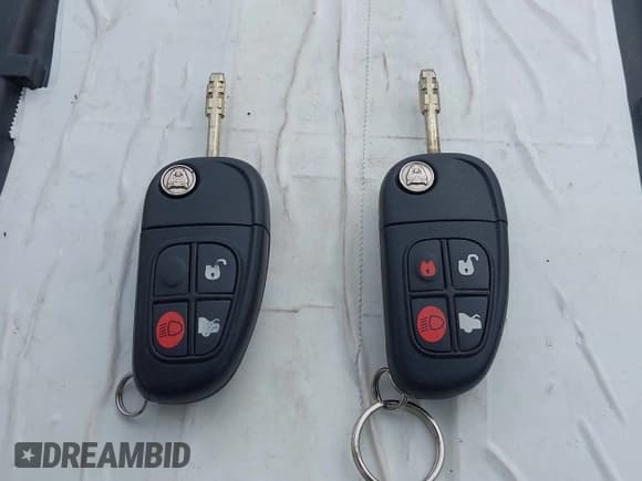 ✅ 2006 Jaguar S-Type 4.2 • VIN: SAJWA01B96HN52163 • Лот: 42966194. Опубликован ранее на IAAI с пробегом 110 611 миль. Бесплатный доступ к архиву аукционных продаж из США и подробный отчёт об истории автомобиля на DreamBid. Изображение 11.