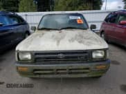 ✅ 1994 Toyota Pickup • VIN: JT4RN81A7R5171083 • Lot: 85646905. Wystawiony na Copart z przebiegiem 348 179 mil. Bezpłatny archiwum sprzedaży aukcyjnych z USA i szczegółowy raport historii pojazdu na DreamBid. Zdjęcie 5.