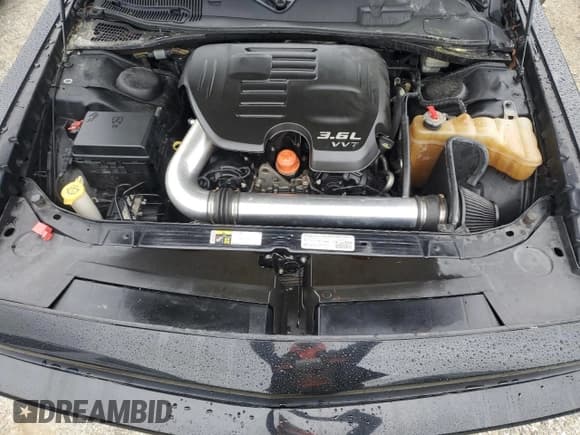 ✅ 2014 Dodge Challenger SXT • VIN: 2C3CDYAG7EH286030 • Lot: 75094474. Wystawiony na Copart z przebiegiem Nie podano. Bezpłatny archiwum sprzedaży aukcyjnych z USA i szczegółowy raport historii pojazdu na DreamBid. Zdjęcie 11.