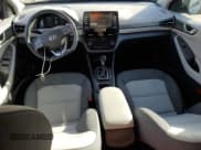 ✅ 2020 Hyundai Ioniq SE • VIN: KMHC75LC3LU240034 • Lot: 44847425. Wystawiony na Copart z przebiegiem 64 878 mil. Bezpłatny archiwum sprzedaży aukcyjnych z USA i szczegółowy raport historii pojazdu na DreamBid. Zdjęcie 8.