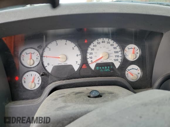 ✅ 2006 Dodge 1500 Laramie • VIN: 1D7HA18266S555209 • Лот: 91864625. Опубликован ранее на Copart с пробегом 151 425 миль. Бесплатный доступ к архиву аукционных продаж из США и подробный отчёт об истории автомобиля на DreamBid. Изображение 9.