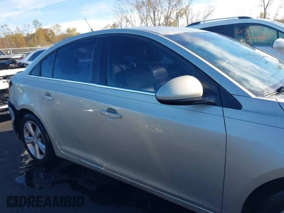 2014 Chevrolet Cruze 2LT with VIN 1G1PE5SBXE7257699, listed as a IAAI auction lot 43514227 with 131,115 mi miles and . Bid and sale history available at DreamBid. Image 13.
