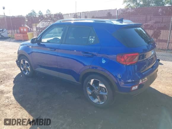 ✅ 2022 Hyundai Venue SEL • VIN: KMHRC8A30NU178265 • Lot: 43317179. Wystawiony na IAAI z przebiegiem 31 971 mil. Bezpłatny archiwum sprzedaży aukcyjnych z USA i szczegółowy raport historii pojazdu na DreamBid. Zdjęcie 3.