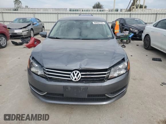 ✅ 2012 Volkswagen Passat SE • VIN: 1VWBH7A37CC099077 • Lot: 84652725. Listed on Copart with 144,557 mi. Free auction sales archive from the USA and detailed vehicle history report at DreamBid. Image 5.