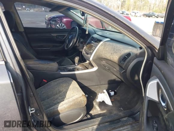 ✅ 2013 Nissan Altima SL • VIN: 1N4BL3AP7DC194128 • Lot: 43879739. Wystawiony na IAAI z przebiegiem 119 825 mil. Bezpłatny archiwum sprzedaży aukcyjnych z USA i szczegółowy raport historii pojazdu na DreamBid. Zdjęcie 5.