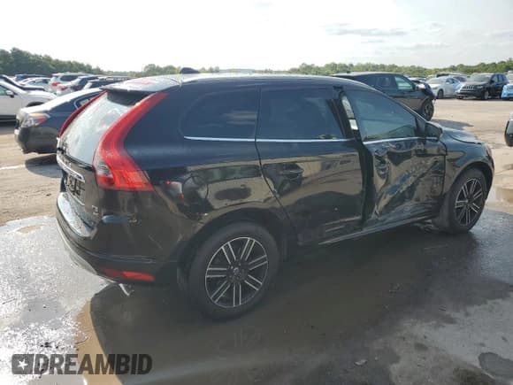 ✅ 2017 Volvo XC60 Dynamic • VIN: YV440MRR1H2109882 • Lot: 70953964. Listed on Copart with 131,101 mi. Free auction sales archive from the USA and detailed vehicle history report at DreamBid. Image 3.