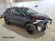 ✅ 2024 Buick Encore GX Sport Touring • VIN: KL4AMDSL2RB188054 • Лот: 84984865. Опубликован ранее на Copart с пробегом Не указан. Бесплатный доступ к архиву аукционных продаж из США и подробный отчёт об истории автомобиля на DreamBid. Изображение 4.