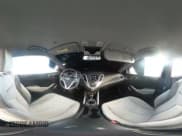 ✅ 2013 Hyundai Veloster w/Black Int • VIN: KMHTC6AD3DU111936 • Lot: 86874854. Wystawiony na Copart z przebiegiem 99 696 mil. Bezpłatny archiwum sprzedaży aukcyjnych z USA i szczegółowy raport historii pojazdu na DreamBid. Zdjęcie 12.