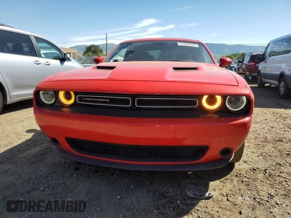 ✅ 2016 Dodge Challenger SXT Plus • VIN: 2C3CDZAG5GH137463 • Lot: 51076654. Wystawiony na Copart z przebiegiem 166 114 mil. Bezpłatny archiwum sprzedaży aukcyjnych z USA i szczegółowy raport historii pojazdu na DreamBid. Zdjęcie 5.