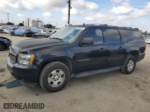 ✅ 2014 Chevrolet Suburban LT • VIN: 1GNSCJE00ER185661 • Лот: 82712675. Опубликован ранее на Copart с пробегом 101 363 миль. Бесплатный доступ к архиву аукционных продаж из США и подробный отчёт об истории автомобиля на DreamBid. Изображение 1.