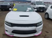 ✅ 2017 Dodge Charger R/T Scat Pack • VIN: 2C3CDXGJ6HH660712 • Lot: 43609590. Wystawiony na IAAI z przebiegiem 71 103 mil. Bezpłatny archiwum sprzedaży aukcyjnych z USA i szczegółowy raport historii pojazdu na DreamBid. Zdjęcie 12.