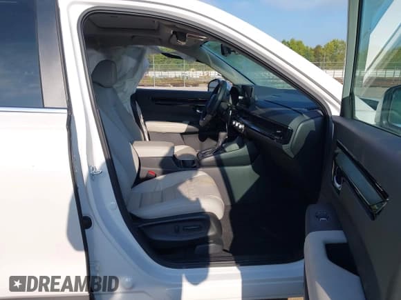 ✅ 2025 Honda CR-V EX-L • VIN: 5J6RS4H78SL009230 • Lot: 43008962. Listed on IAAI with 3,594 mi. Free auction sales archive from the USA and detailed vehicle history report at DreamBid. Image 5.