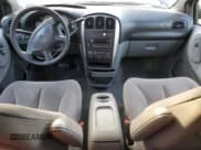 ✅ 2004 Dodge Caravan SXT • VIN: 2D4GP44L04R519540 • Lot: 86651335. Listed on Copart with 181,657 mi. Free auction sales archive from the USA and detailed vehicle history report at DreamBid. Image 8.