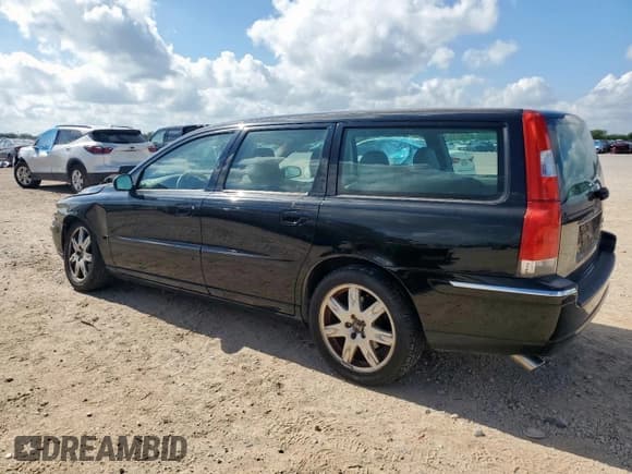✅ 2005 Volvo V70 • VIN: YV1SW592852490931 • Lot: 62220595. Listed on Copart with 125,167 mi. Free auction sales archive from the USA and detailed vehicle history report at DreamBid. Image 2.