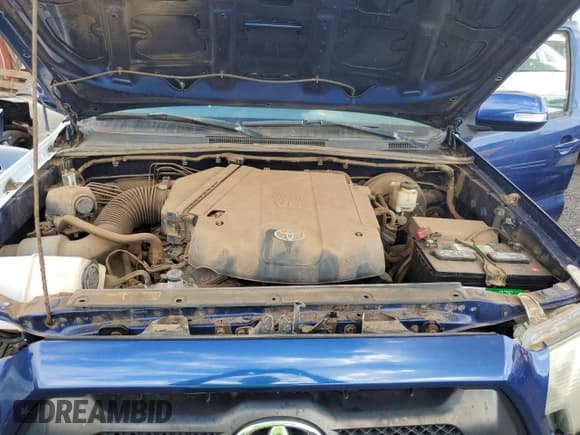 ✅ 2015 Toyota Tacoma • VIN: 3TMLU4EN4FM166332 • Lot: 45418905. Listed on Copart with 94,135 mi. Free auction sales archive from the USA and detailed vehicle history report at DreamBid. Image 11.