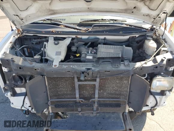 ✅ 2015 GMC Savana • VIN: 1GTW7FCG1F1286137 • Лот: 80660475. Опубликован ранее на Copart с пробегом 109 440 миль. Бесплатный доступ к архиву аукционных продаж из США и подробный отчёт об истории автомобиля на DreamBid. Изображение 12.