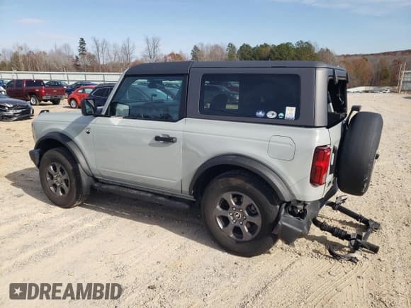 ✅ 2022 Ford Bronco Big Bend • VIN: 1FMDE5AH2NLB12143 • Lot: 92242655. Listed on Copart with 27,728 mi. Free auction sales archive from the USA and detailed vehicle history report at DreamBid. Image 2.