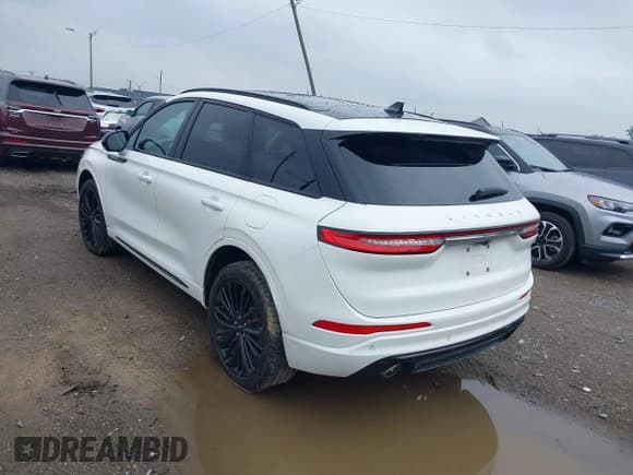 ✅ 2023 Lincoln Corsair Reserve • VIN: 5LMCJ2DA1PUL14129 • Lot: 43025425. Wystawiony na IAAI z przebiegiem 48 250 mil. Bezpłatny archiwum sprzedaży aukcyjnych z USA i szczegółowy raport historii pojazdu na DreamBid. Zdjęcie 3.