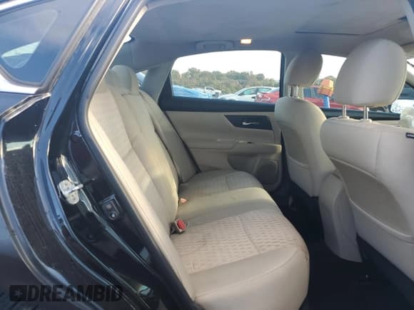 ✅ 2016 Nissan Altima S • VIN: 1N4AL3AP1GN387637 • Lot: 82550125. Listed on Copart with 137,728 mi. Free auction sales archive from the USA and detailed vehicle history report at DreamBid. Image 10.