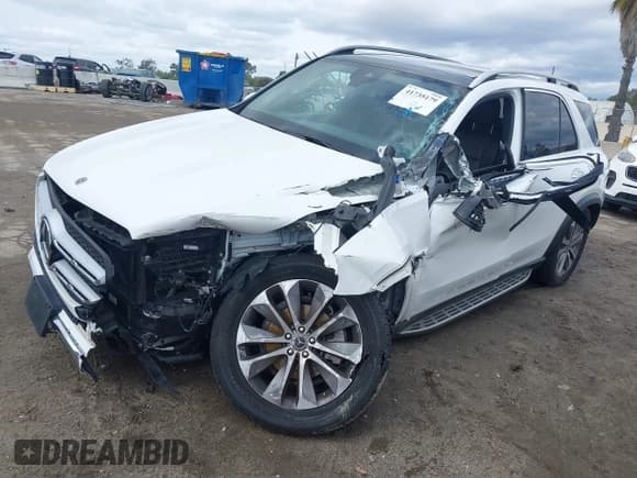 ✅ 2020 Mercedes-Benz GLE 350 • VIN: 4JGFB4KB2LA063217 • Лот: 41735179. Опубликован ранее на IAAI с пробегом 61 550 миль. Бесплатный доступ к архиву аукционных продаж из США и подробный отчёт об истории автомобиля на DreamBid. Изображение 19.