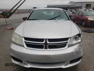 ✅ 2012 Dodge Avenger SE • VIN: 1C3CDZABXCN194084 • Lot: 38549144. Wystawiony na Copart z przebiegiem 168 124 mil. Bezpłatny archiwum sprzedaży aukcyjnych z USA i szczegółowy raport historii pojazdu na DreamBid. Zdjęcie 5.