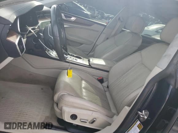 ✅ 2022 Audi A7 Prestige • VIN: WAUV2BF26NN037484 • Lot: 82623674. Wystawiony na Copart z przebiegiem 65 874 mil. Bezpłatny archiwum sprzedaży aukcyjnych z USA i szczegółowy raport historii pojazdu na DreamBid. Zdjęcie 7.