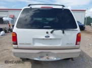 ✅ 2000 Ford Explorer Eddie Bauer • VIN: 1FMZU74E8YZA55910 • Lot: 42847157. Wystawiony na IAAI z przebiegiem 167 713 mil. Bezpłatny archiwum sprzedaży aukcyjnych z USA i szczegółowy raport historii pojazdu na DreamBid. Zdjęcie 16.