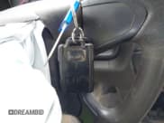 ✅ 2018 Chevrolet Silverado 1500 Work Truck • VIN: 1GCRCNECXJZ148202 • Lot: 42244684. Wystawiony na IAAI z przebiegiem 245 435 mil. Bezpłatny archiwum sprzedaży aukcyjnych z USA i szczegółowy raport historii pojazdu na DreamBid. Zdjęcie 11.