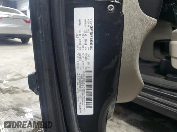 ✅ 2012 Dodge Grand Caravan Crew • VIN: 2C4RDGDG8CR178082 • Lot: 92629615. Wystawiony na Copart z przebiegiem 148 329 mil. Bezpłatny archiwum sprzedaży aukcyjnych z USA i szczegółowy raport historii pojazdu na DreamBid. Zdjęcie 13.