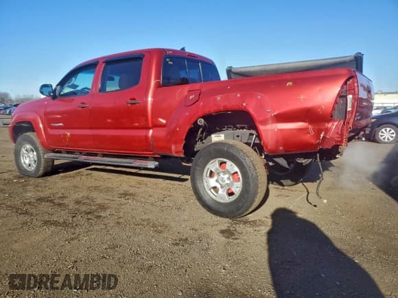 ✅ 2012 Toyota Tacoma • VIN: 3TMMU4FN3CM048450 • Lot: 95661355. Listed on Copart with 205,048 mi. Free auction sales archive from the USA and detailed vehicle history report at DreamBid. Image 2.