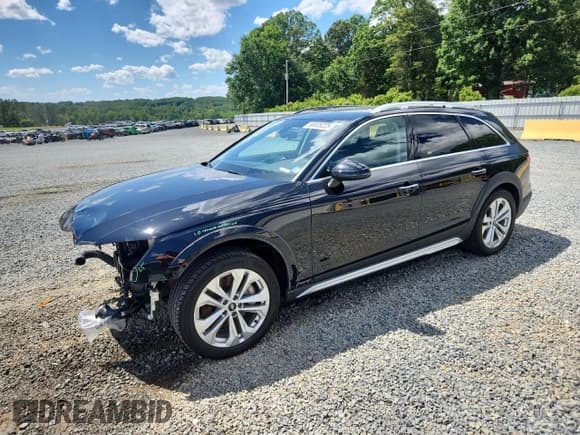 ✅ 2023 Audi allroad A6 V8 • VIN: WA17AAF4XPA030472 • Lot: 56935225. Wystawiony na Copart z przebiegiem 25 713 mil. Bezpłatny archiwum sprzedaży aukcyjnych z USA i szczegółowy raport historii pojazdu na DreamBid. Zdjęcie 1.