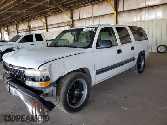 2000 Chevrolet Suburban LS с VIN 3GNEC16T9YG109043, выставлен на аукционе Copart как лот 77372784 с пробегом 228 042 миль миль и Списание • Salvage title. История ставок и продаж доступна на DreamBid. Изображение 1.
