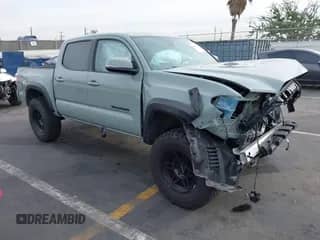 2022 Toyota Tacoma SR5 with VIN 3TMAZ5CN6NM186257, listed as a IAAI auction lot 41059711 with 28,154 mi miles and . Bid and sale history available at DreamBid. Image 1.