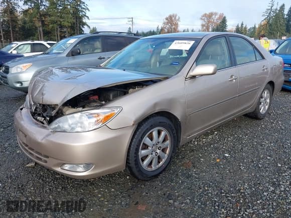 ✅ 2004 Toyota Camry LE • VIN: JTDBF30K240157853 • Лот: 43609826. Опубликован ранее на IAAI с пробегом 117 806 миль. Бесплатный доступ к архиву аукционных продаж из США и подробный отчёт об истории автомобиля на DreamBid. Изображение 2.