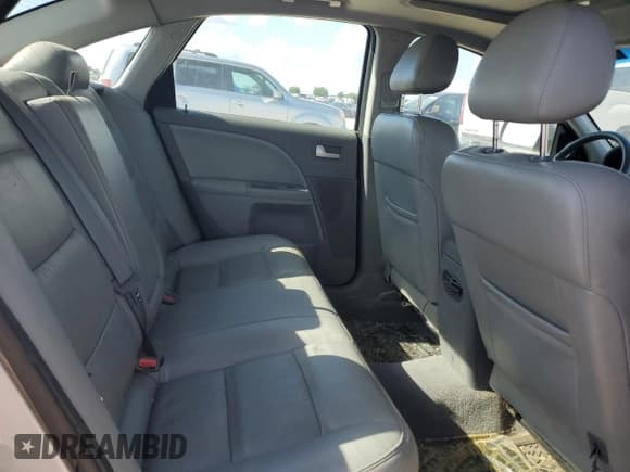 ✅ 2006 Ford Five Hundred SEL • VIN: 1FAFP24126G146880 • Лот: 89405425. Опубликован ранее на Copart с пробегом Не указан. Бесплатный доступ к архиву аукционных продаж из США и подробный отчёт об истории автомобиля на DreamBid. Изображение 10.